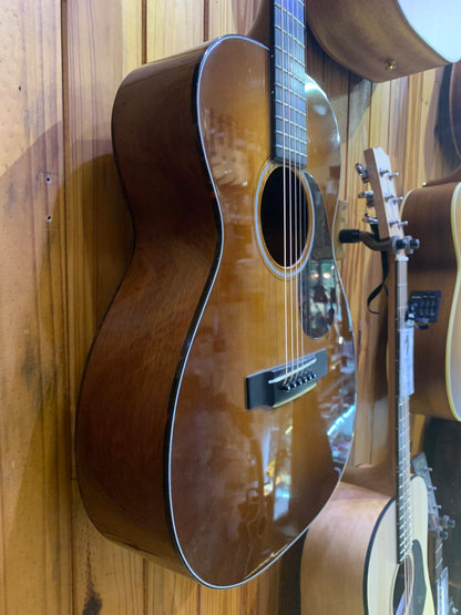 Martin & Co Custom O18V Ambertone - OHSC - Pre-Loved