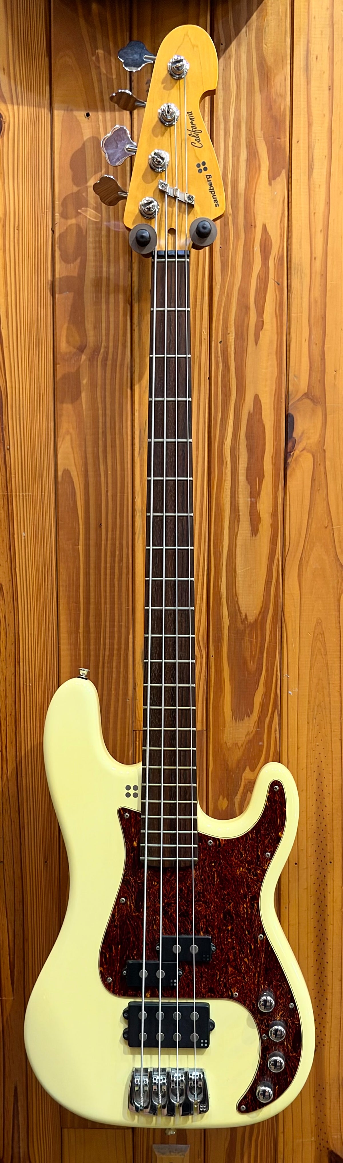 Sandberg California VM4 Electric Bass - Vintage White - Pre-Loved