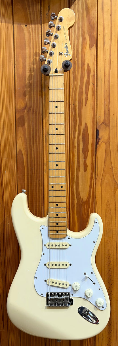 Fender Crafted in Japan Standard Stratocaster - Vintage White - Pre-Loved