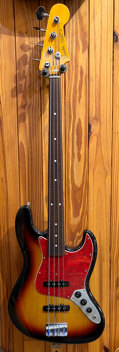 Fender Crafted in Japan '62 Jazz Bass - Fretless Mod - 3-Tone Sunburst - Pre-Loved