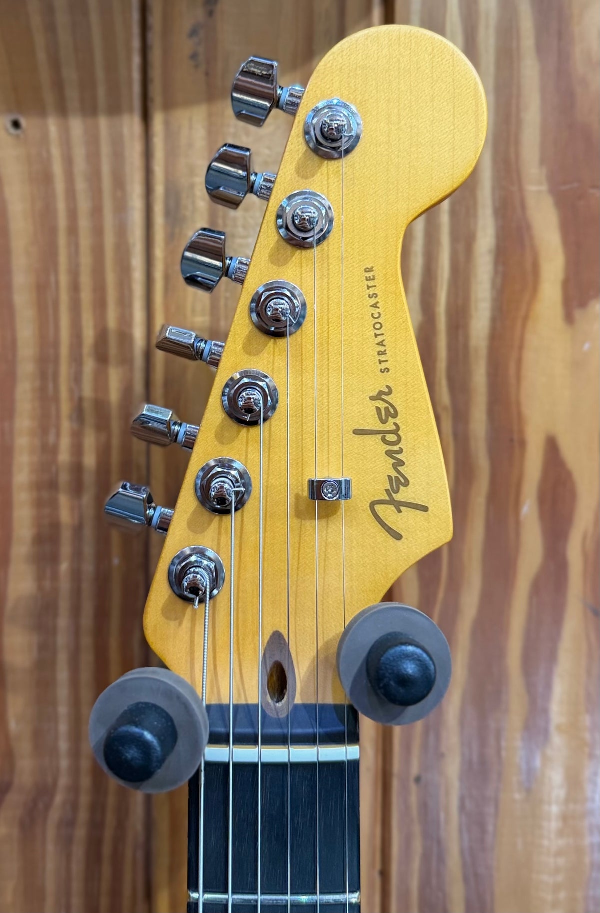 Fender American Ultra II Stratocaster HSS - Texas Tea - Pre-Loved
