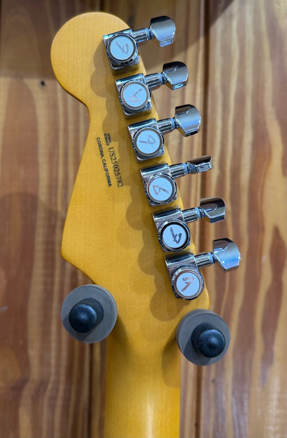 Fender American Ultra II Stratocaster HSS - Texas Tea - Pre-Loved