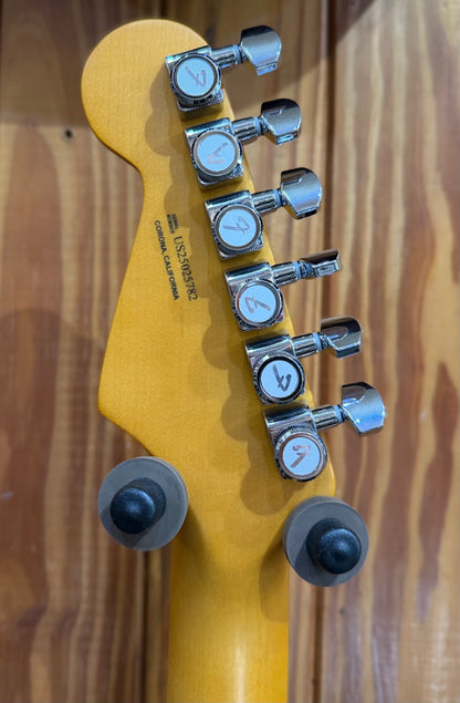 Fender American Ultra II Stratocaster HSS - Texas Tea - Pre-Loved