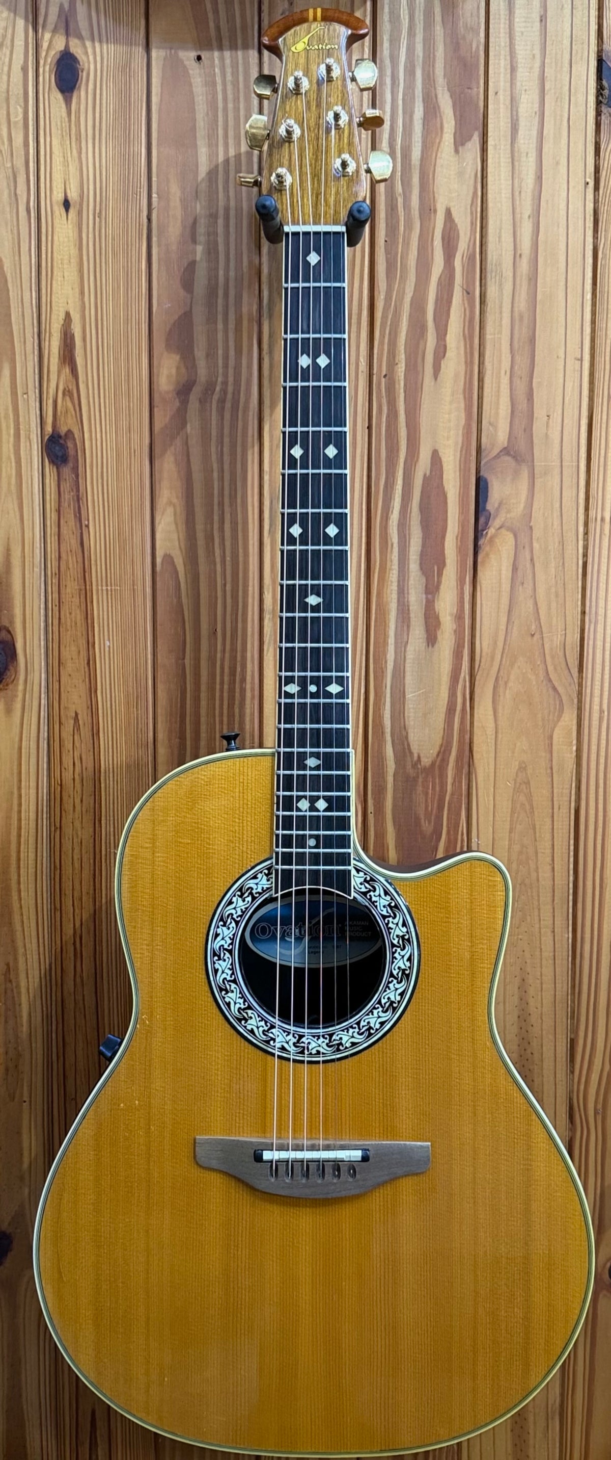 Ovation USA 1867 Legend - Natural - Pre-Loved