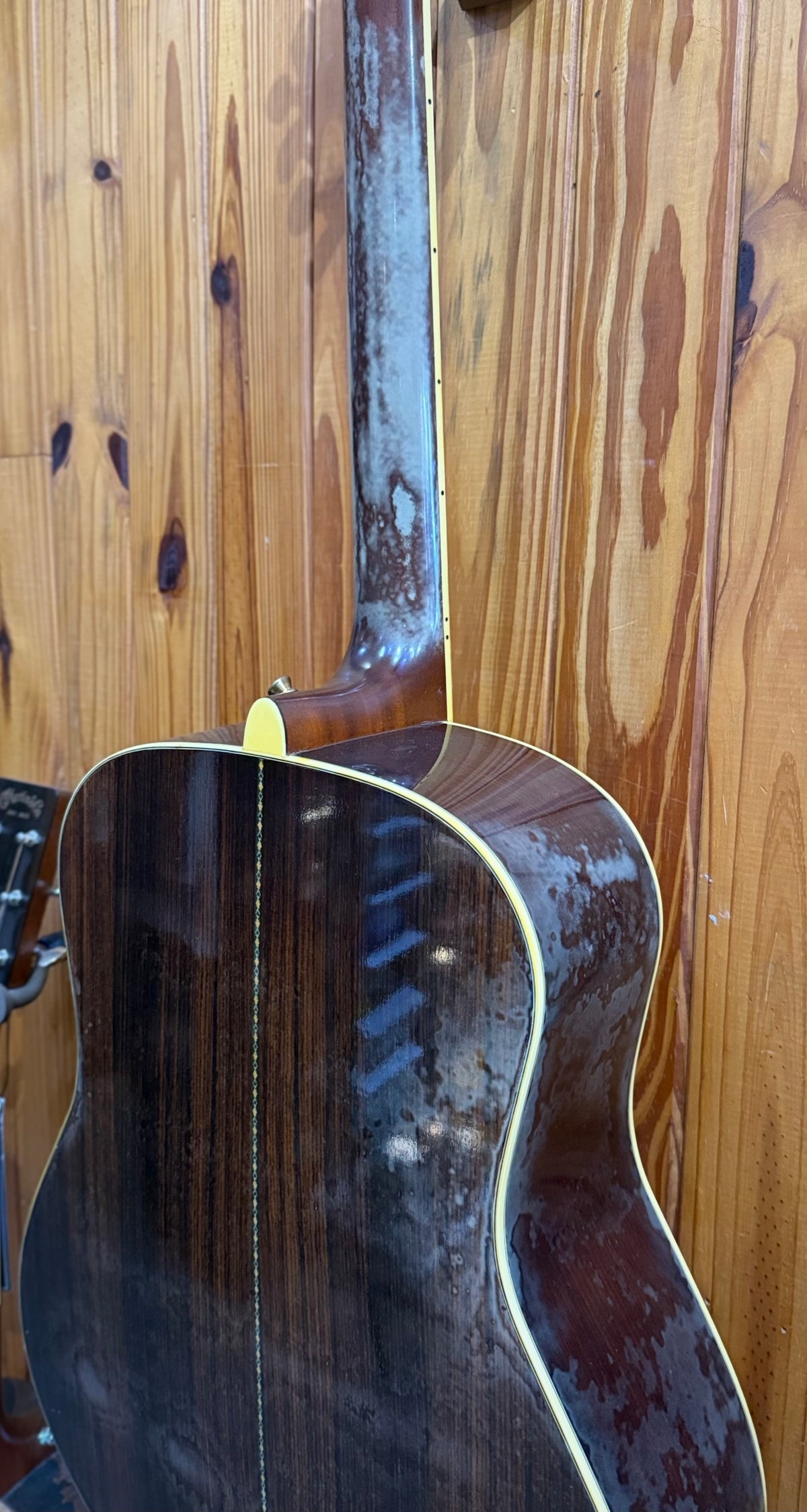 Yamaha LL 11 Dreadnought Acoustic Guitar - Pre-Loved