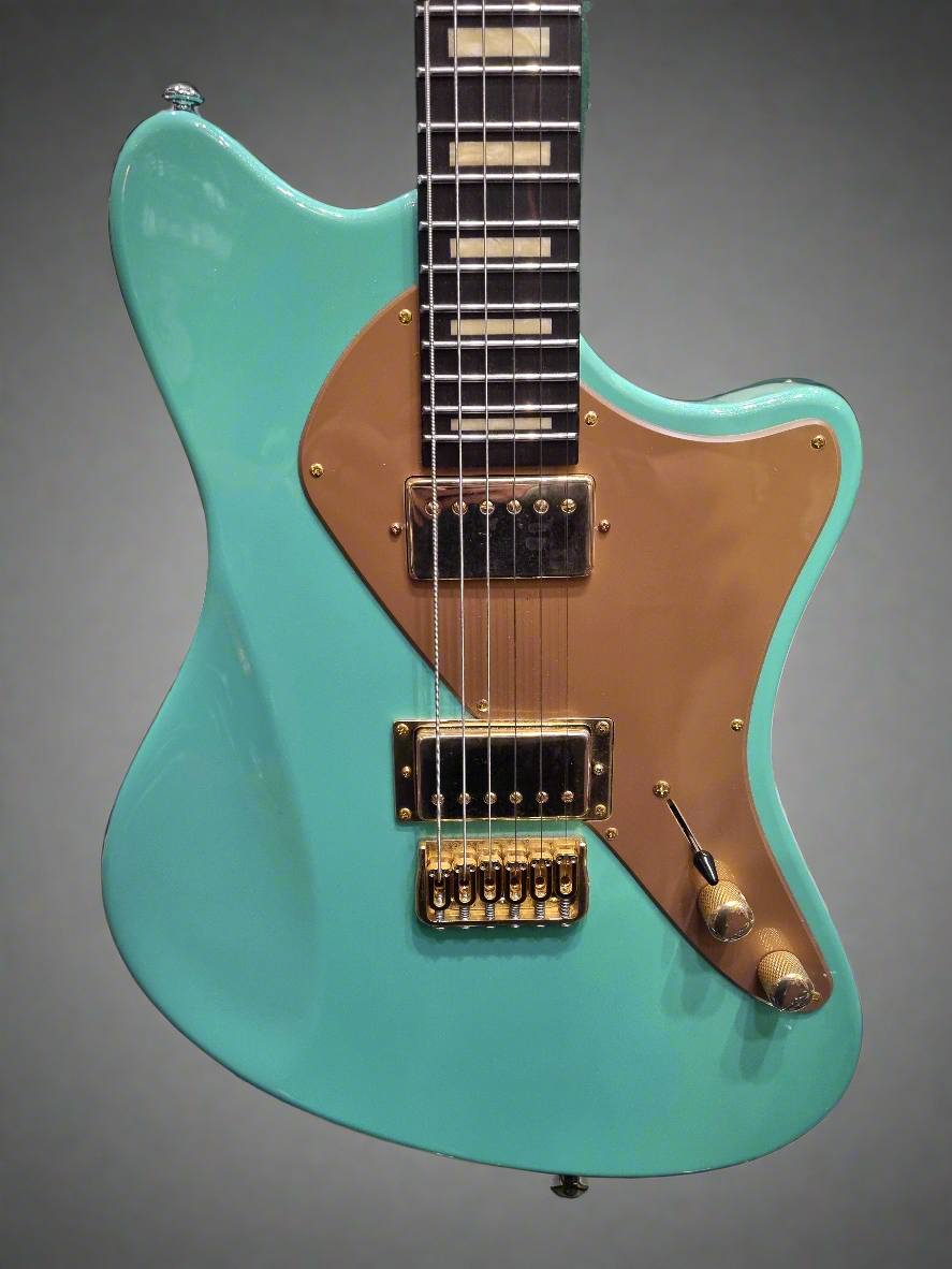 Balaguer Growler T-BAR Baritone Guitar Cool Green - Pre-loved