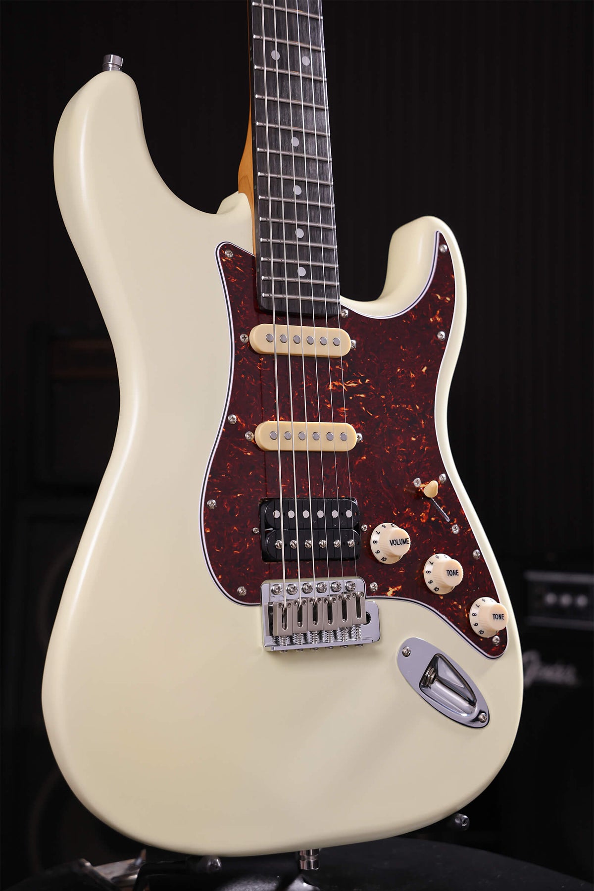 Patina PS4 Maple Olympic White Electric Guitar