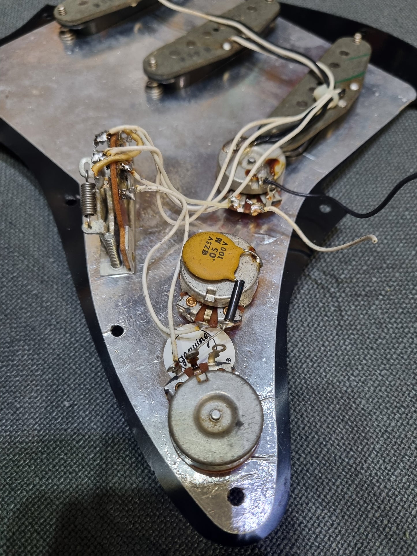 Fender 1977 Stratocaster Natural Pre-Loved