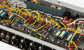 Fender '64 Custom Deluxe Reverb Hand Wired Amplifier