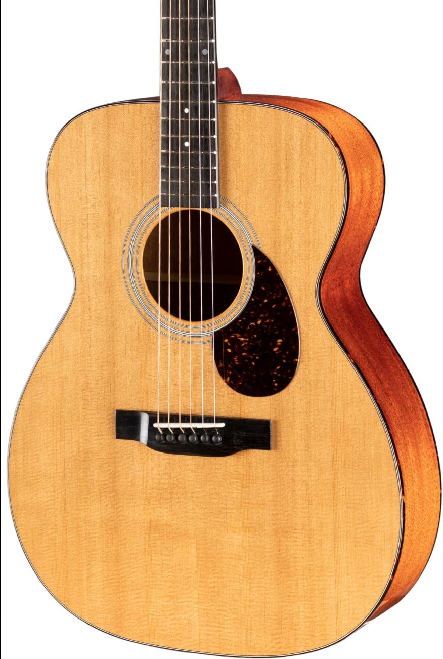 Eastman E6OM-TC All Solid Acoustic Guitar - Thermo-cured Top