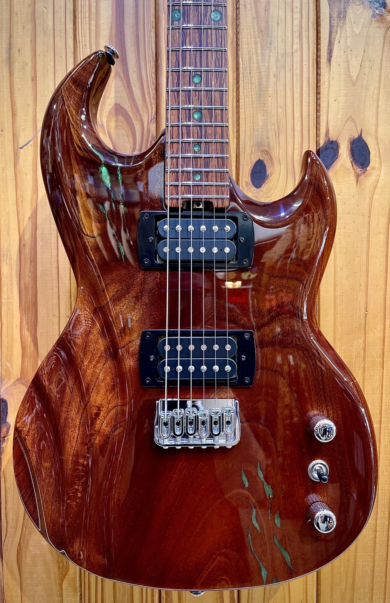 Kendall Guitars S.S.G Carved- Western Red Cedar