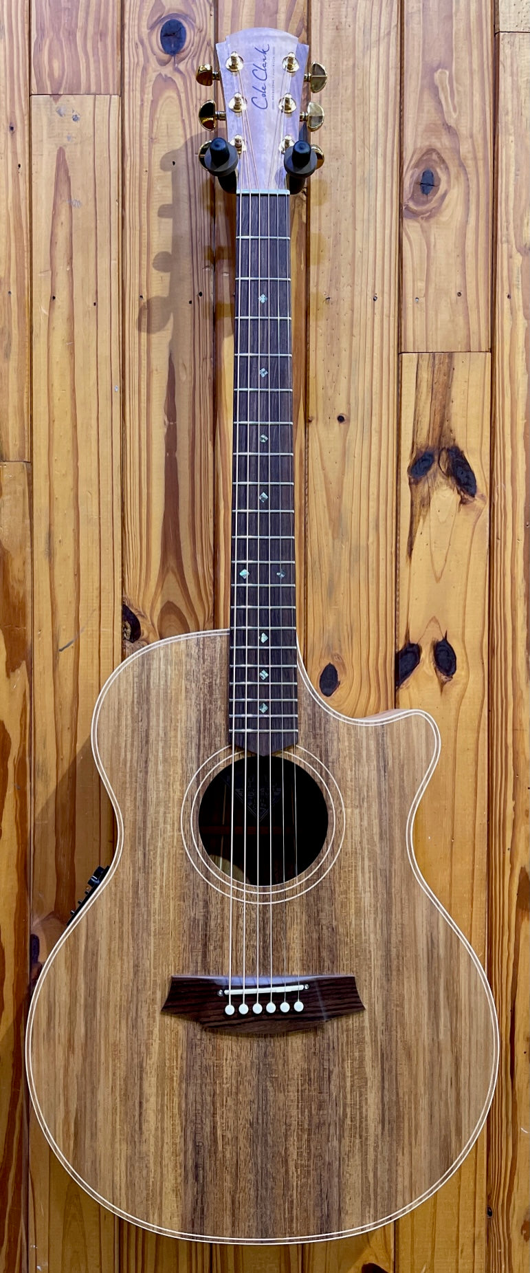 COLE CLARK AN2EC ANGEL 2 ALL BLACKWOOD - ROSEWOOD FINGERBOARD