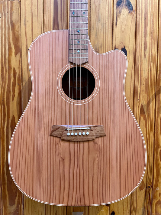 Cole Clark FL2EC - Redwood Blackwood Back & Sides