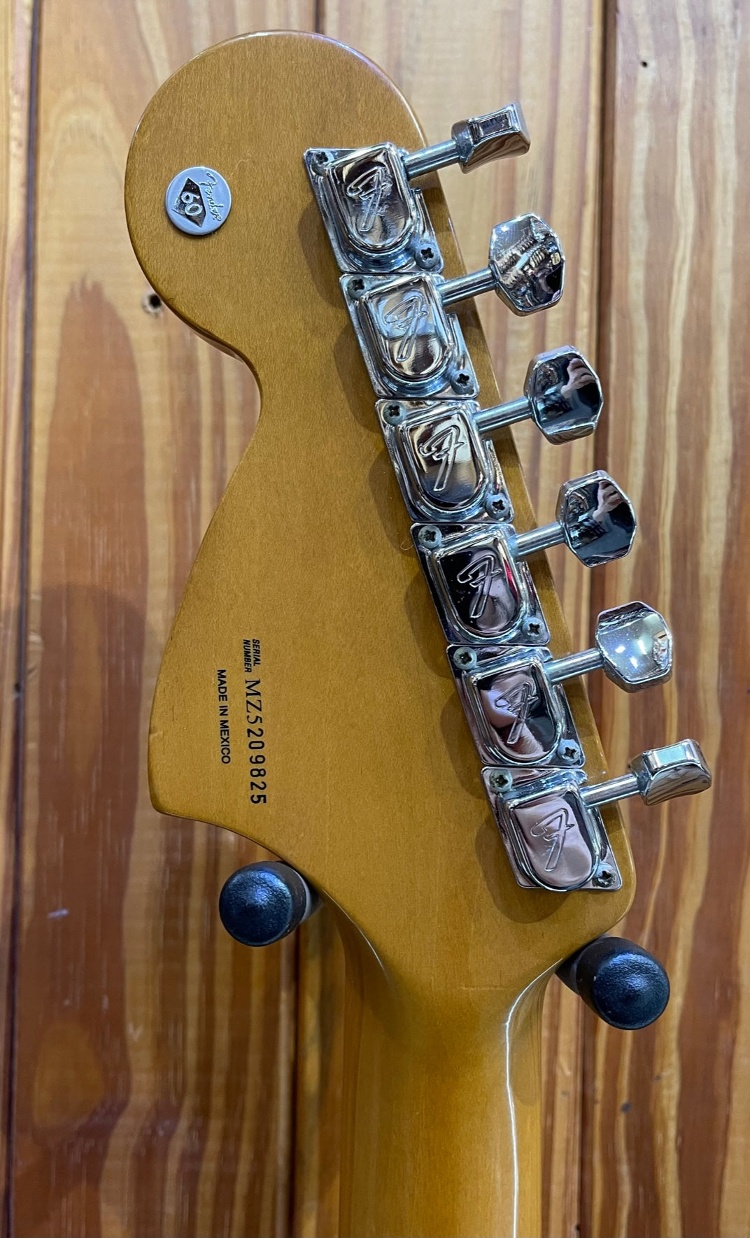 Fender 60th Anniversary Classic 70s Series Stratocaster - Black - Pre-Loved