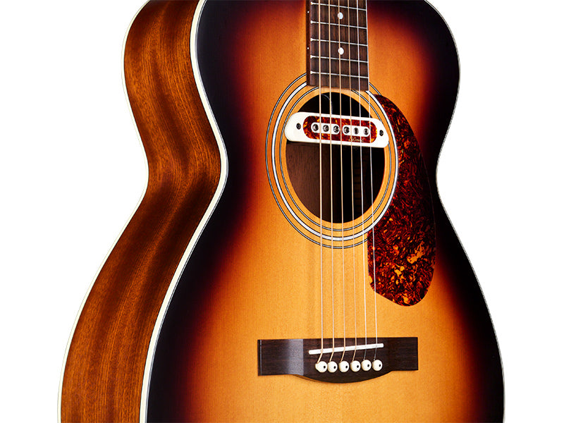 Guild M240E Troubadour w/ DeArmond Pick Up & Gigbag