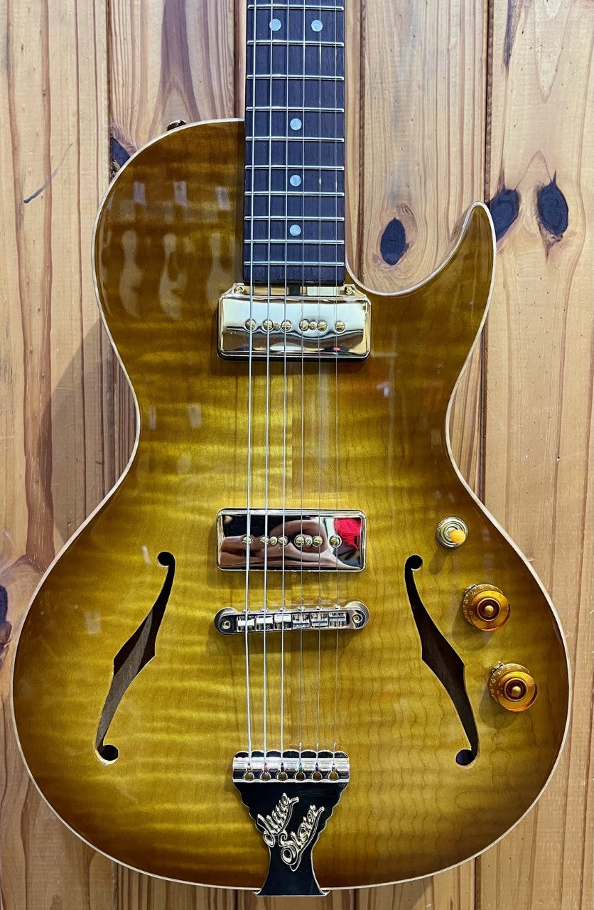 B&G Little Sister Crossroads Cutaway P90 - Honey Burst